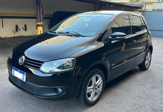 VOLKSWAGEN FOX 1.0 MI TREND 8V FLEX 4P MANUAL